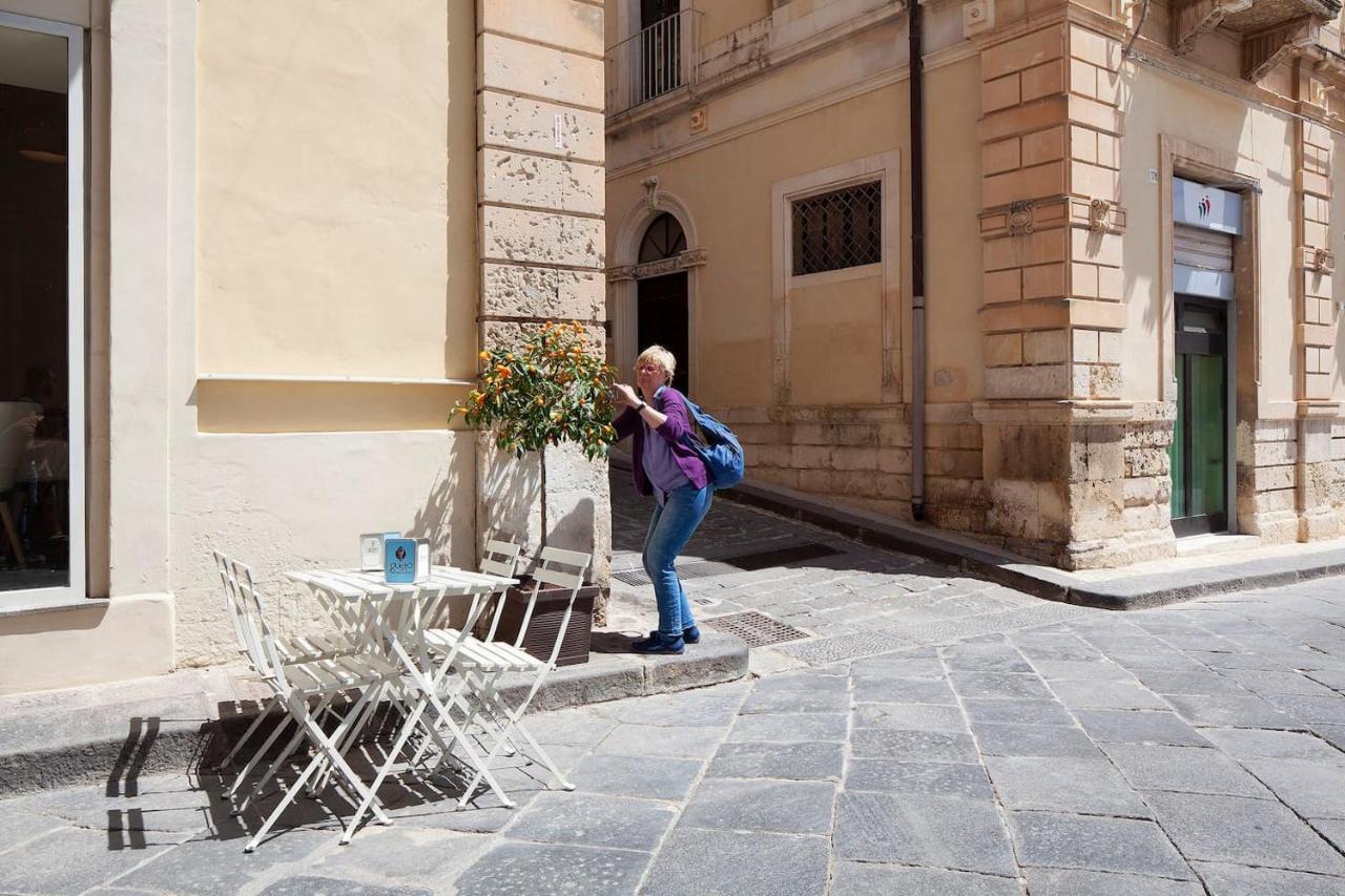 44 Steps - Enjoy Noto Leilighet Eksteriør bilde